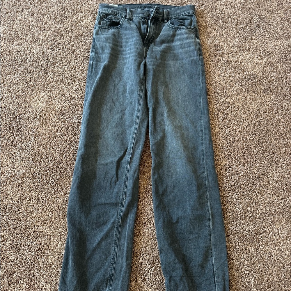 AE Strigid Super High-Waisted Ultra Wide-Leg Jean| SIZE: 00 USED